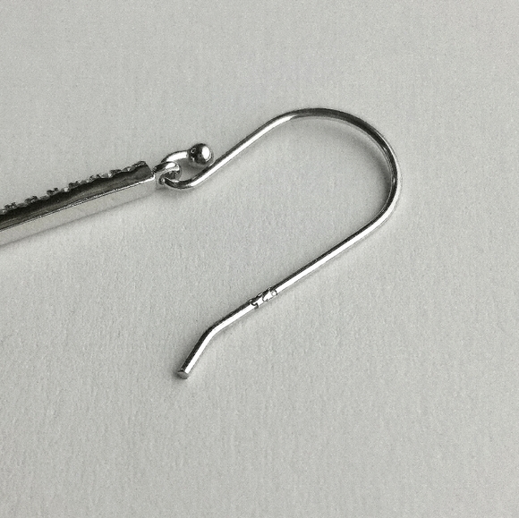 New Minimalist Sterling Silver cz linear bar earrings - Picture 4 of 7